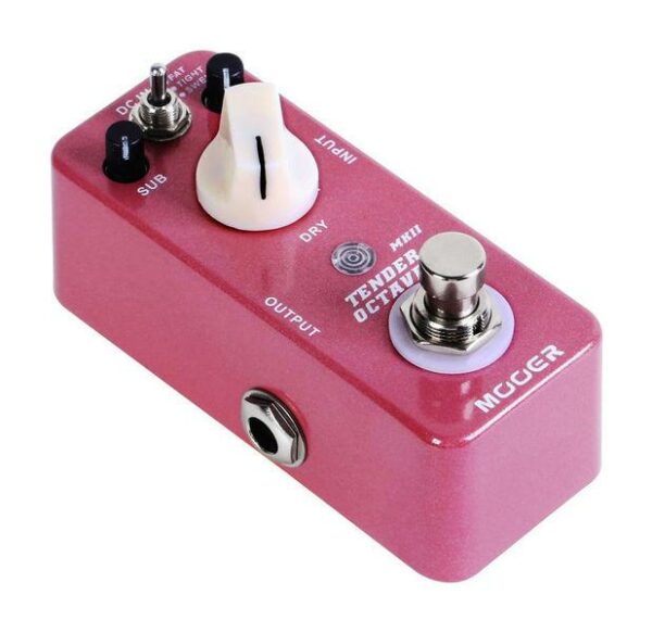 MOOER_TENDER_OCTAVER_MKII_EFFECTS_PEDAL